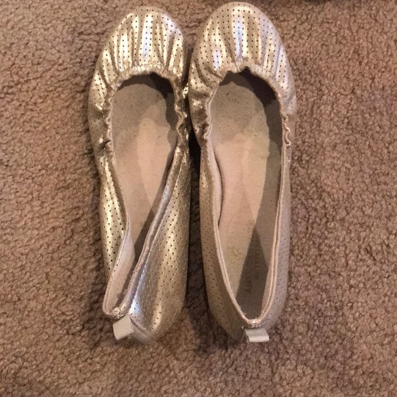 Gold Metallic American Eagle Ballet Flats - Picture 1 of 6